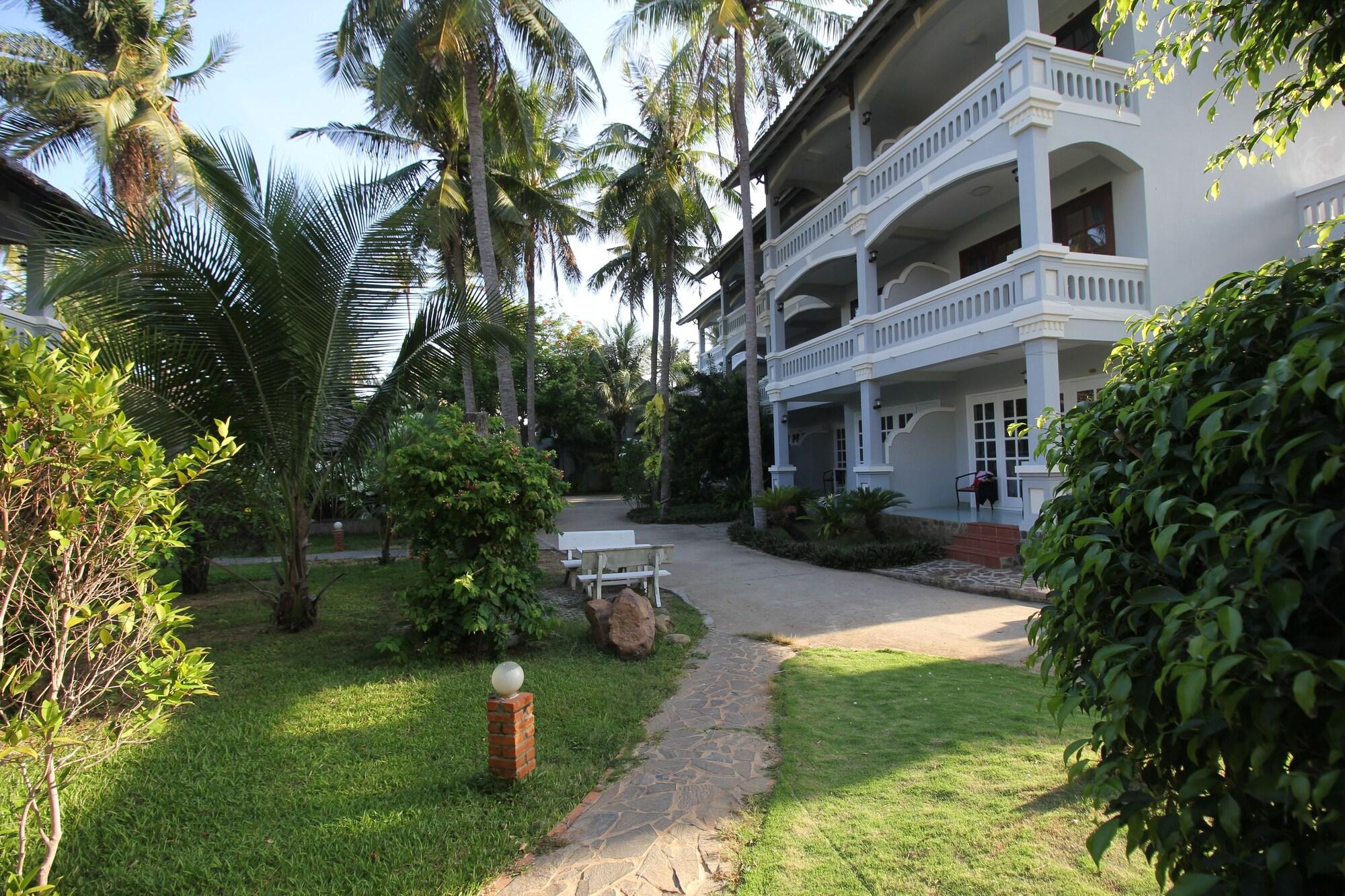 Little Paris Resort Phan Thiết Zewnętrze zdjęcie